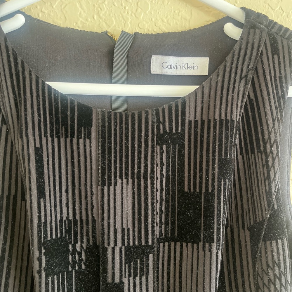 Calvin Klein Women's Dress Black Fit & Flare Black Velour Velvet size 0 Stretch - Picture 11 of 13